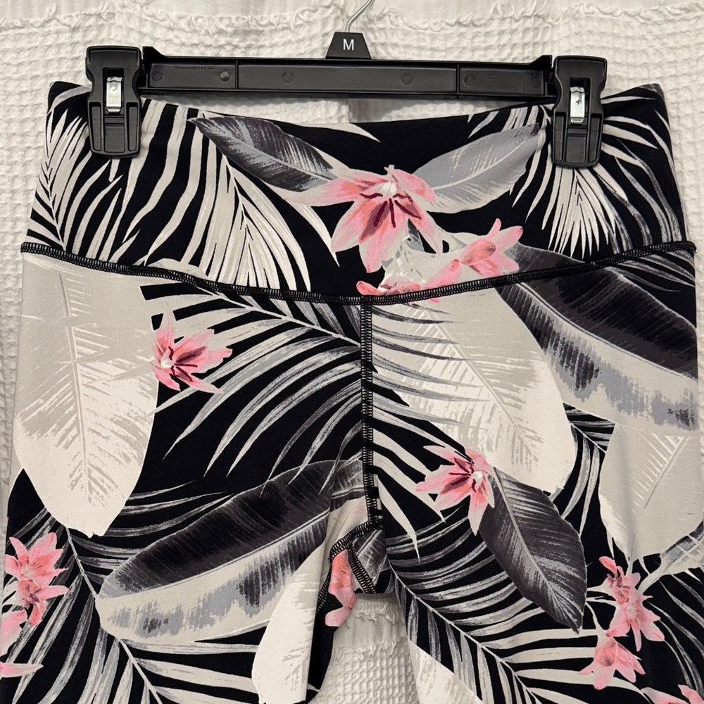 Victoria's Secret Black and Pink Floral Leggings - Picture 3 of 7